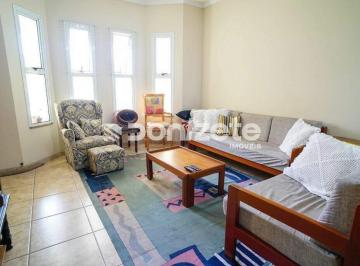 Casa · 259m² · 4 Quartos · 6 Vagas · Sobrado Residencial com 4 Quartos, 6 Vagas em Santa Maria — Santo André