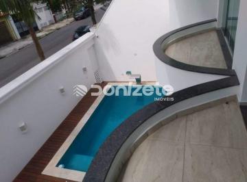 Casa · 162m² · 2 Quartos · 3 Vagas · Sobrado Residencial Frente no Jardim, Santo André – 2 Suítes, 3 Vagas, Financia
