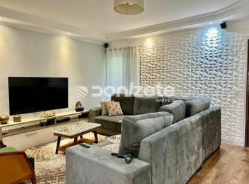 Casa · 196m² · 3 Quartos · 4 Vagas · Sobrado Residencial à Venda em Vila Scarpelli, Santo André – 3 Dormitórios (1 suíte) + 4 Vagas