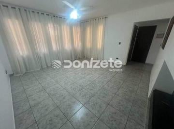 Casa · 230m² · 4 Quartos · 4 Vagas · Sobrado residencial à venda em Vila Floresta, Santo André – 4 quartos, 4 vagas