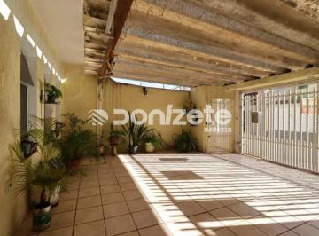 Casa · 219m² · 3 Quartos · 2 Vagas · Sobrado Residencial com 3 suítes em Jardim Bela Vista, Santo André – Financia e aceita permuta