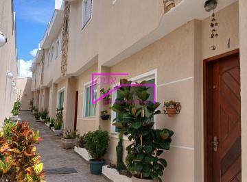 Casa · 60m² · 2 Quartos · 1 Vaga · Sobrado a venda em excelente localização