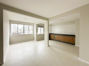 Apartamento · 68m² · 2 Quartos · 1 Vaga · Pronto para morar, totalmente reformado, na avenida mais desejada do Kobrasol.