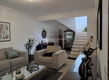 Casa · 240m² · 3 Quartos · 4 Vagas · Lindo Sobrado à Venda no Campestre - Santo André