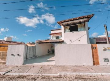Casa · 200m² · 5 Quartos · 2 Vagas · Casa duplex condominio residencial fechado em parnamirim