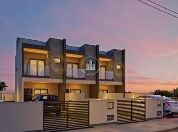 Casa · 95m² · 2 Quartos · 1 Vaga · Sobrado Geminado 2 Quartos com 2 Suítes - Areias