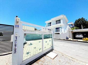 Casa · 320m² · 4 Quartos · 6 Vagas · Casa para alugar com 4 quartos e 320 m² em Ingleses – Florianópolis/SC
