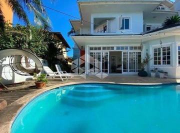 Casa · 419m² · 4 Quartos · 2 Vagas · CASA ALTO PADRÃO COM 4 SUÍTES PISCINA E QUINTAL EM JURERÊ INTERNACIONAL