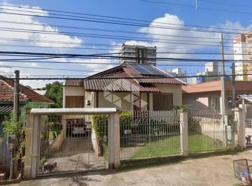 Casa · 260m² · 3 Quartos · 3 Vagas · Venda de Imóvel - Casa Semi-Mobiliada de Alto Padrão