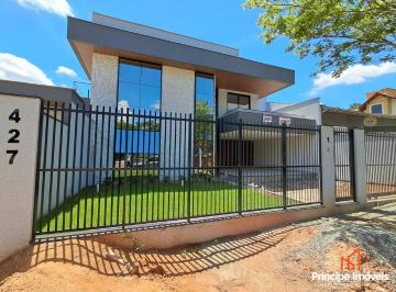 Casa · 236m² · 3 Quartos · 4 Vagas · Casa com 3 quartos no Glória em Joinville