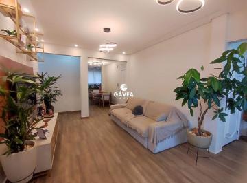 Apartamento · 95m² · 2 Quartos · Apartamento à venda no Gonzaga em Santos.