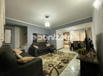 Casa · 116m² · 2 Quartos · 2 Vagas · Sobrado Residencial em Santo André (Campestre) – 2 Quartos, 2 Vagas, Aceita Financiamento