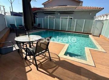 Casa · 150m² · 3 Quartos · 2 Vagas · Sobrado Residencial em Santo André (Vila Homero Thon) – 3 Quartos, 2 Vagas e Ótimas Possibilidades d
