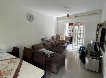 Casa · 132m² · 2 Quartos · 2 Vagas · Charmoso sobrado à venda em condomínio fechado na Vila Metalúrgica com lazer completo e localização 