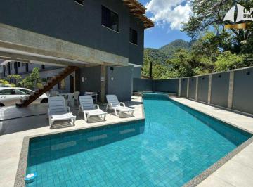 Casa · 80m² · 3 Quartos · Casa com 3 Dormitórios sendo uma suíte a 900m da Praia