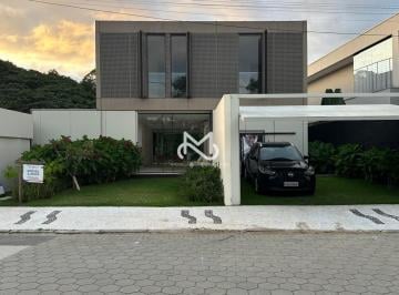 Casa · 409m² · 6 Quartos · 5 Vagas · Casa de Alto Padrão no Módulo 11 em Riviera de São Lourenço