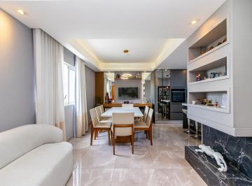 Casa de 3 quartos, Curitiba · Imóvel pronto para a sua família! Sobrado 100% reformado e marcenaria completa