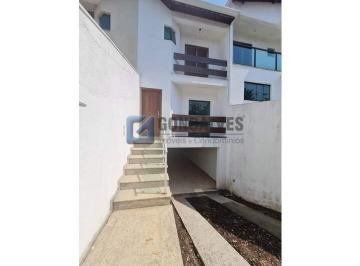A (48) · Sobrado Residencial com 3 Dormitórios (1 Suíte) em Baeta Neves, São Bernardo do Campo – 4 Vagas