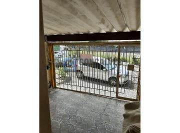A (2) · Casa à venda em Demarchi, São Bernardo do Campo – 2 quartos, 2 vagas