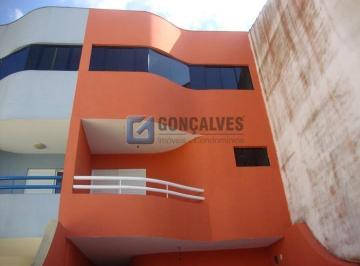 A (31) · Sobrado 3 dormitórios sendo 1 suite, 170 mts² no Bairro Jardim Milena em Santo André.