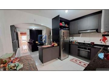 10 · Sobrado Residencial à venda em Vila Palmares, Santo André – 2 quartos, 1 vaga