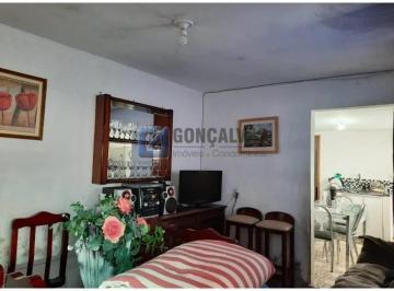 A (31) · Casa Residencial com 3 Quartos em Vila Floresta, Santo André – 2 Vagas, R$ 351.000