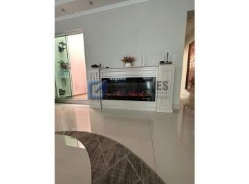 A (20) · Sobrado Residencial com 3 suítes, 4 vagas e espaço gourmet em Santa Terezinha, SBC – Venda