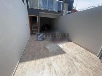A (21) · Sobrado 3 dormitórios sendo 1 suite, 120 mts² no Parque Novo Oratório em Santo André.