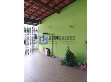 A (26) · Sobrado Residencial 3 Dormitórios com 2 Vagas no Campestre, Santo André