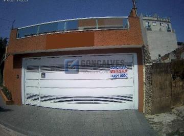(2) · Casa à venda em Santo André - 3 quartos, 1 suíte, 3 vagas, ótima oportunidade