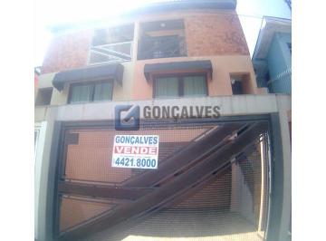 (14) · Sobrado 3 Dorms com 1 Suíte e 2 Vagas — Vila Apiai, Santo André