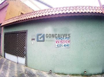 8 · Sobrado à venda em Vila Suíça, Santo André – 3 quartos, 1 suíte, quintal e churrasqueira