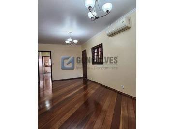 A (71) · Sobrado 3 dormitórios sendo 1 suite, 202 mts² na Vila Floresta em Santo André