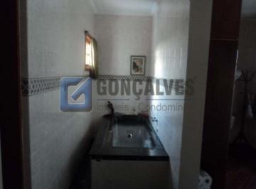 F94144C · Sobrado Residencial com 4 Dormitórios, 8 Vagas e Suítes em Mauá – Matriz