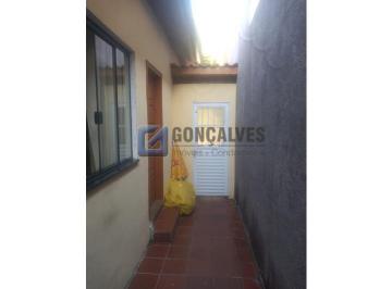 A (25) · Casa à venda em Demarchi, SBC: 2 quartos (1 suíte), 1 vaga e terreno amplo