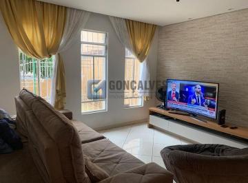 A (30) · Sobrado residencial à venda em São Bernardo do Campo - 3 dormitórios (1 suíte) e 7 vagas
