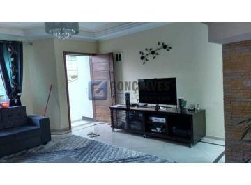 A (21) · Sobrado Residencial de 4 Suítes no Parque Jaçatuba, Santo André – 7 Vagas e Ampla Área