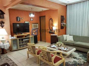 A (45) · Casa Residencial à Venda em Vila Lusitânia, São Bernardo do Campo – 269 m² (internos) e 331,25 m² de