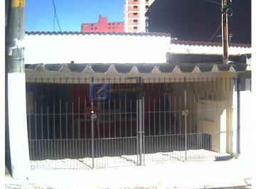 (26) · Casa Residencial em Santa Terezinha, SBC com 2 Vagas – 208m² de Terreno