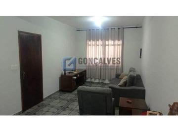 A (51) · Sobrado à venda em Nova Petrópolis, São Bernardo do Campo | 3 Quartos, 2 Suítes e 2 Vagas