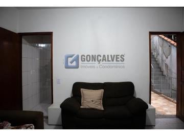 A (25) · Sobrado residencial com 4 quartos à venda em Jardim Lavínia, São Bernardo do Campo (221,92 m²)
