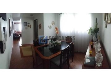 WhatsApp Image 2021-01-27 at 16 · Sobrado Comercial de 194 m² em Jardim Três Marias, SBC – 3 Quartos, 1 Suíte, 2 Vagas