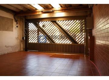 A (22) · Sobrado à venda em Alves Dias, São Bernardo do Campo – 2 dorms, 2 vagas, 207 m²