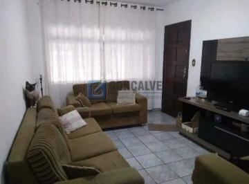 A (35) · Casa à venda no Parque Capuava, Santo André – 2 dormitórios, 4 vagas