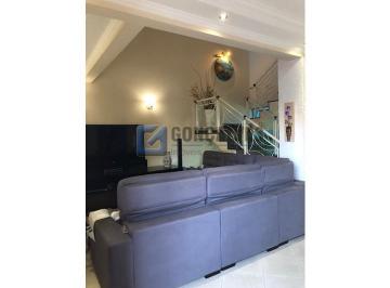 A (33) · Sobrado residencial à venda em Independência, SBCampo – 4 suítes, 6 vagas, piscina