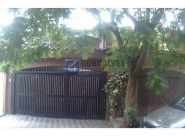(26) · Sobrado Residencial em Taboão, SBC – 199 m², 3 Dormitórios (1 suíte) com 2 Vagas