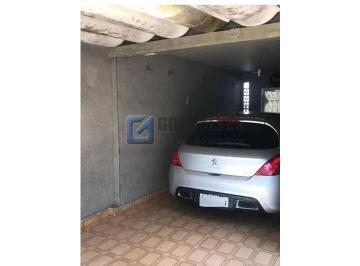 A (11) · Casa residencial com 3 quartos, 4 vagas — São Bernardo do Campo (Santa Terezinha)