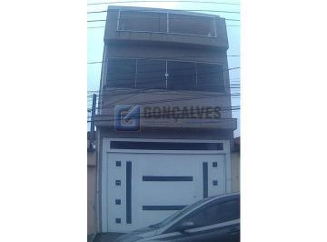 (20) · Sobrado à venda em Alves Dias, SBC - 248 m², 4 quartos, quintal e churrasqueira