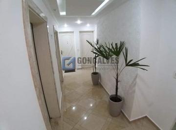 A (15) · Casa à venda em Baeta Neves, São Bernardo do Campo — 2 quartos, 4 vagas