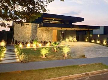 53f6f50a6ec8798967b76cd917314a2c7f128021 · Casa 450m², 4 Suítes, Piscina e SPA